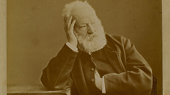 „Най-голямото щастие в живота е убеждението, че сме обичани“: вдъхновяващите думи на Виктор Юго