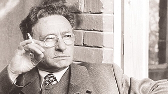 Емилиян Станев: "Човек обича, затова търпи. Който нищо не обича, нищо не търпи..."