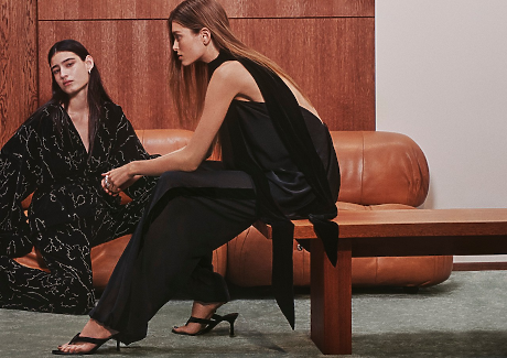 H&M дава старт на празничния сезон с колекция HOLIDAY 2025 - изтънчена комбинация от блясък, модерен стил и луксозни материи