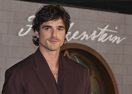 Всички искаме… Джейкъб Елорди 