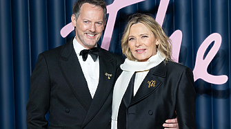 Изненада! Ким Катрал се омъжи на тайна церемония в Лондон 