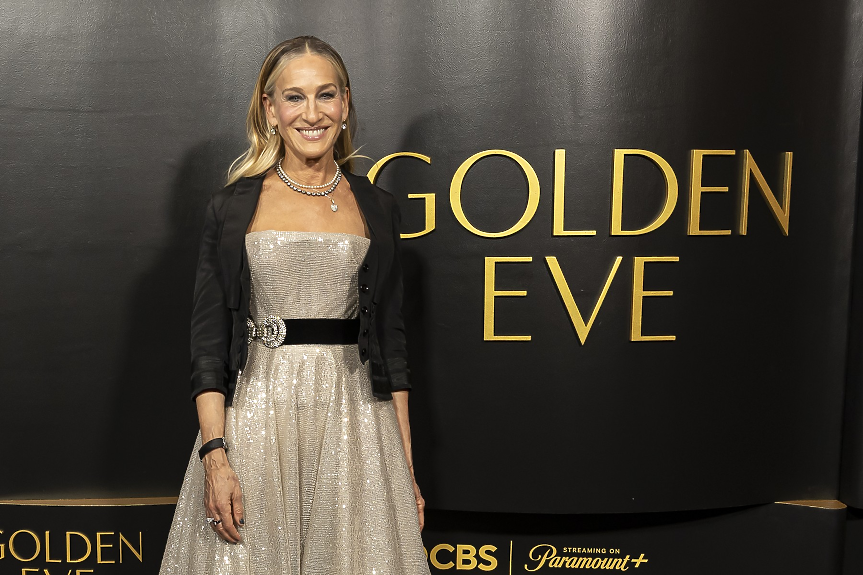 Класическа Кари: Сара Джесика Паркър впечатли с визия, вдъхновена от „Сексът и градът“