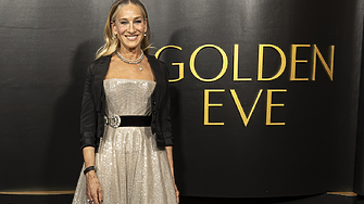 Класическа Кари: Сара Джесика Паркър впечатли с визия, вдъхновена от „Сексът и градът“