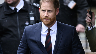 Принц Хари на ръба на сълзите: „Британските таблоиди правят живота на Меган абсолютна мъка“
