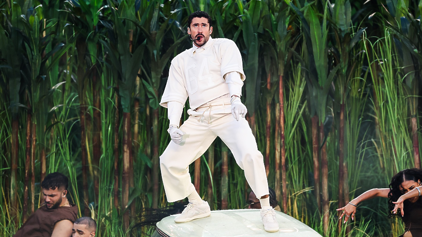 Bad Bunny - лошото зайче, което завладя Супербоул и сърцата на целия свят