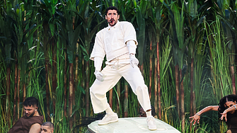 Bad Bunny - лошото зайче, което завладя Супербоул и сърцата на целия свят