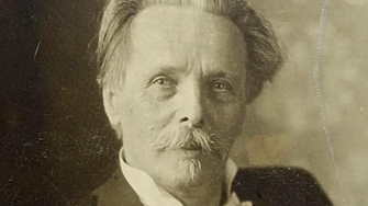 Карл Май - човекът, който създаде свят на приключения, който живее в сърцата ни вече 180 години