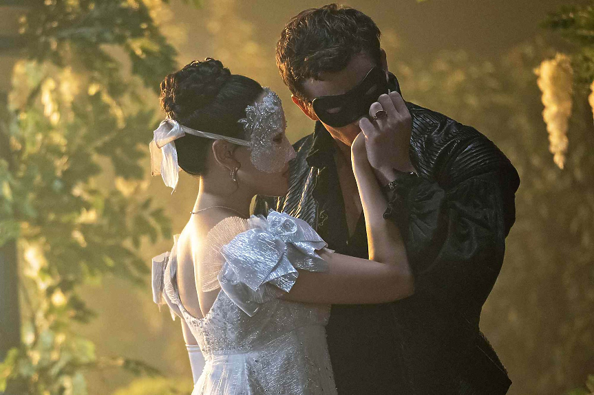 3 лесни и впечатляващи прически от „Бриджъртън“, които всички ще пробваме тази пролет