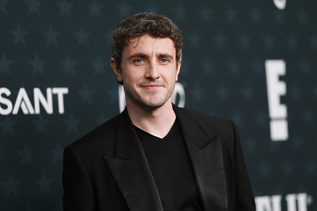 Всички искаме... Пол Мескал