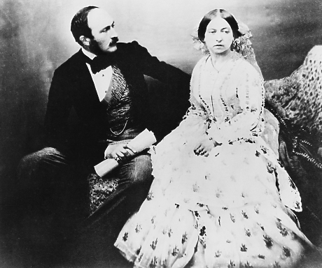 11 скрити детайла, които може би не знаете за тези кралски годежни пръстени