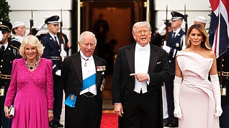 Pretty in pink: Кралица Камила и Мелания Тръмп възхитиха в розово