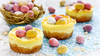 Идеи за великденски десерти, които впечатляват